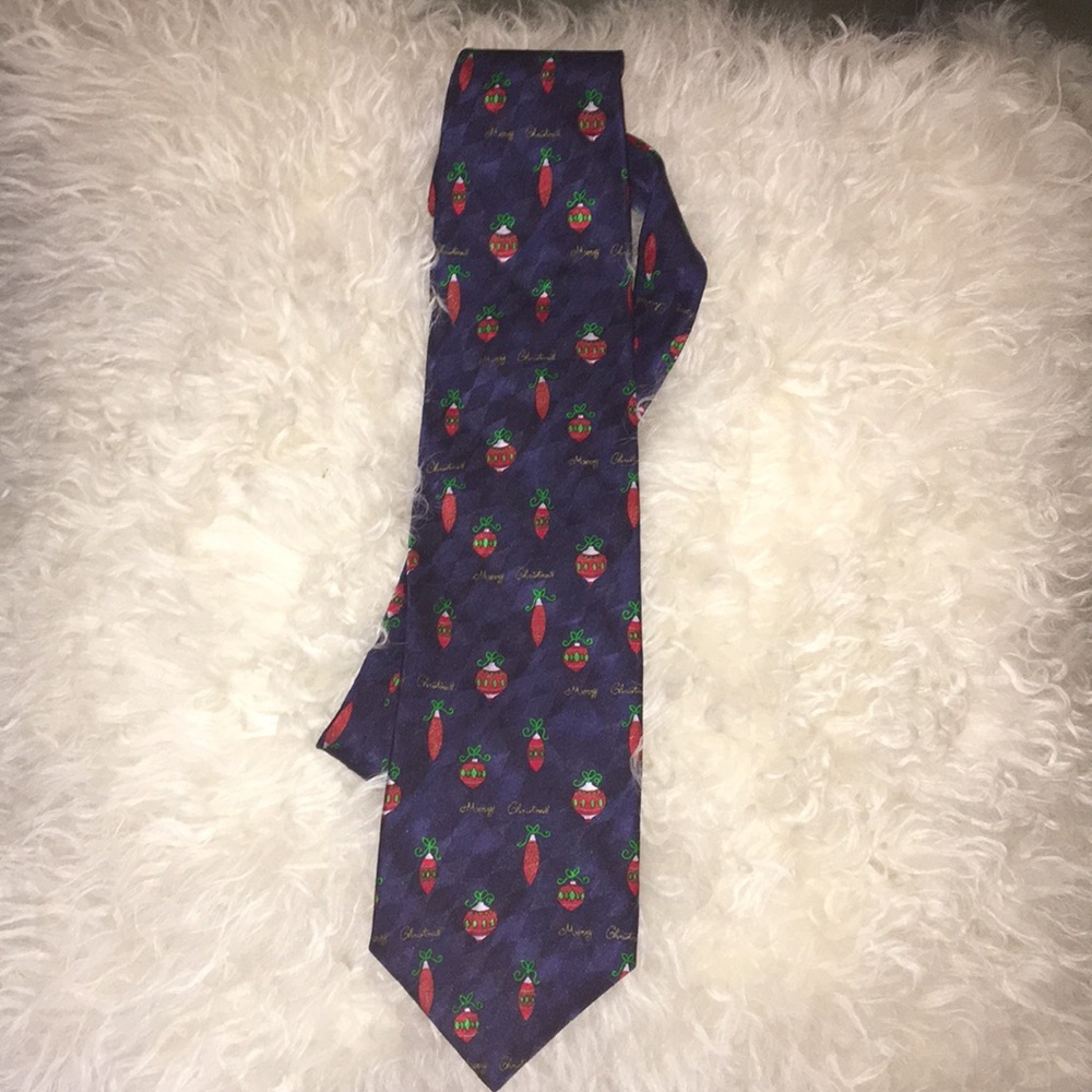 Hallmark Christmas silk tie